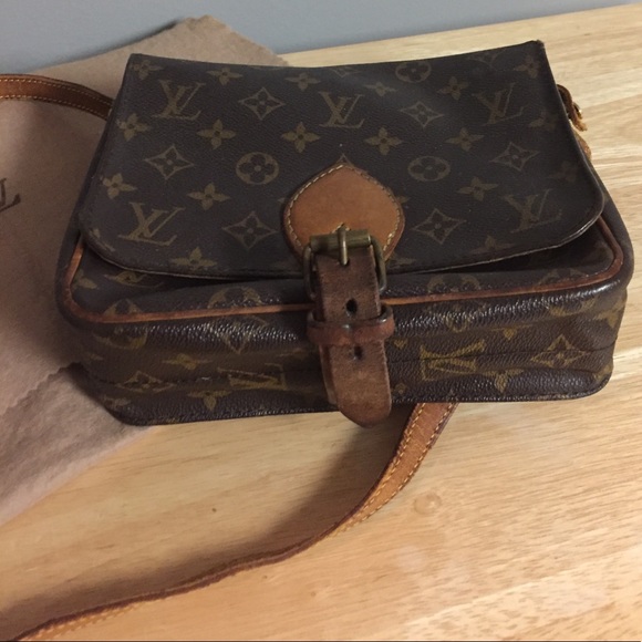 AUTH LV Cartouchiere MM cross body - Picture 2 of 7